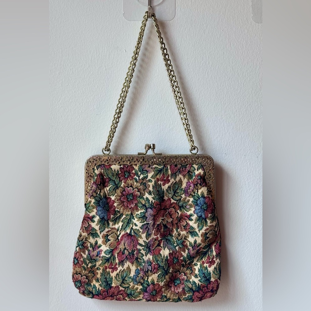 1950s Floral Tapestry Chain Bag in near perfect condition